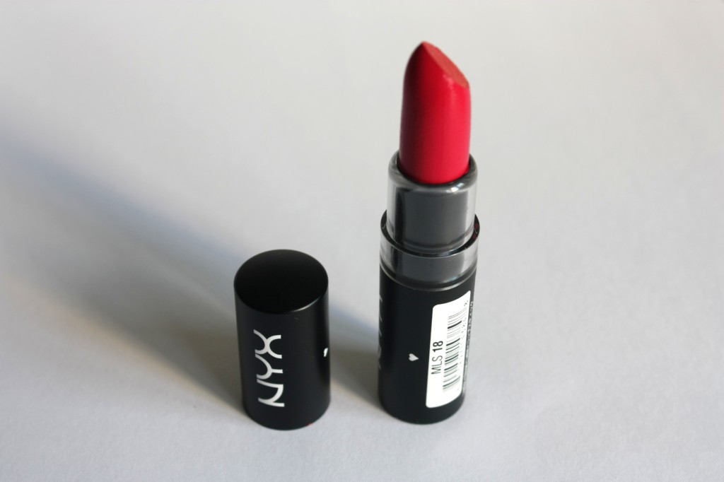 NYX Matte Lipstick Bloody Mary