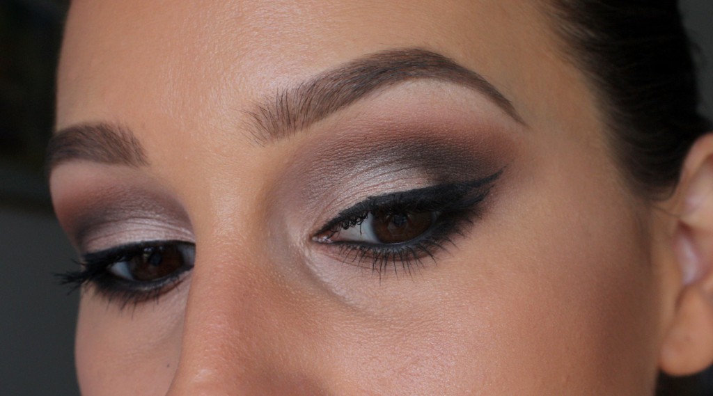 kim kardashian smokey eyes - detail 04